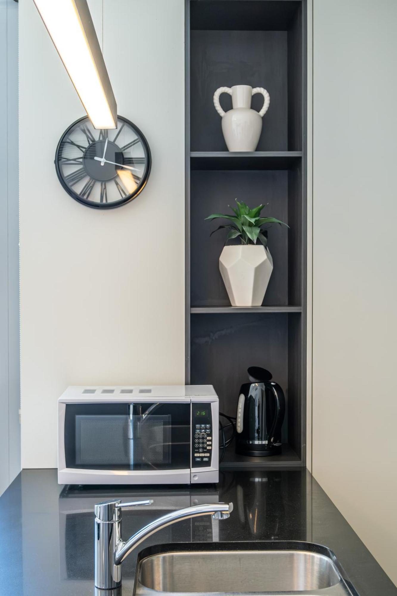 Skyring Newstead Apartment